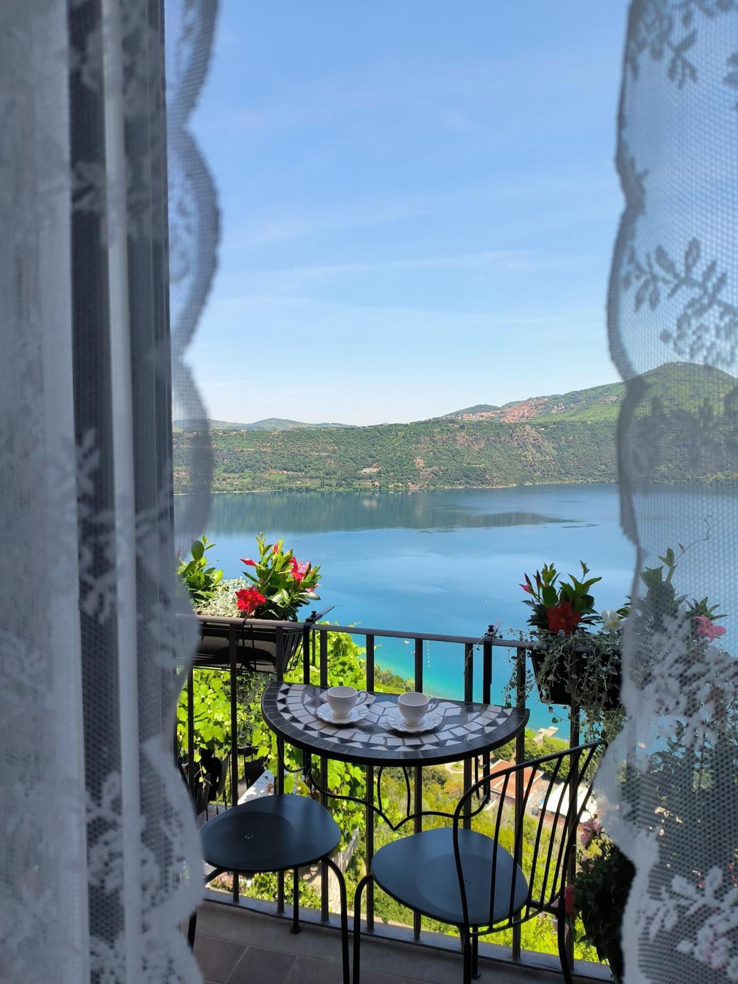 كاستل غاندولفو B&B Carpe Diem Vista Lago المظهر الخارجي الصورة
