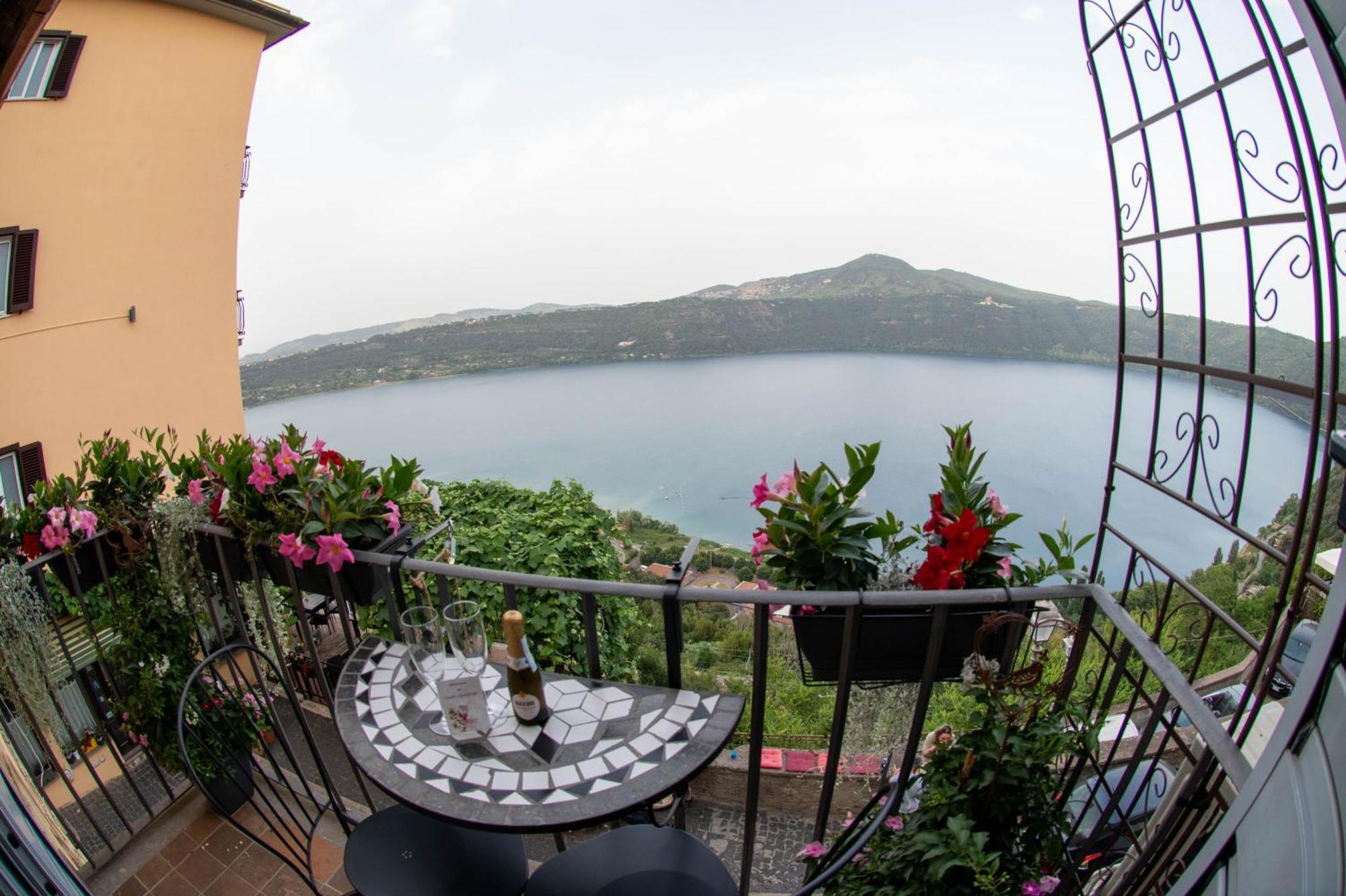 كاستل غاندولفو B&B Carpe Diem Vista Lago المظهر الخارجي الصورة
