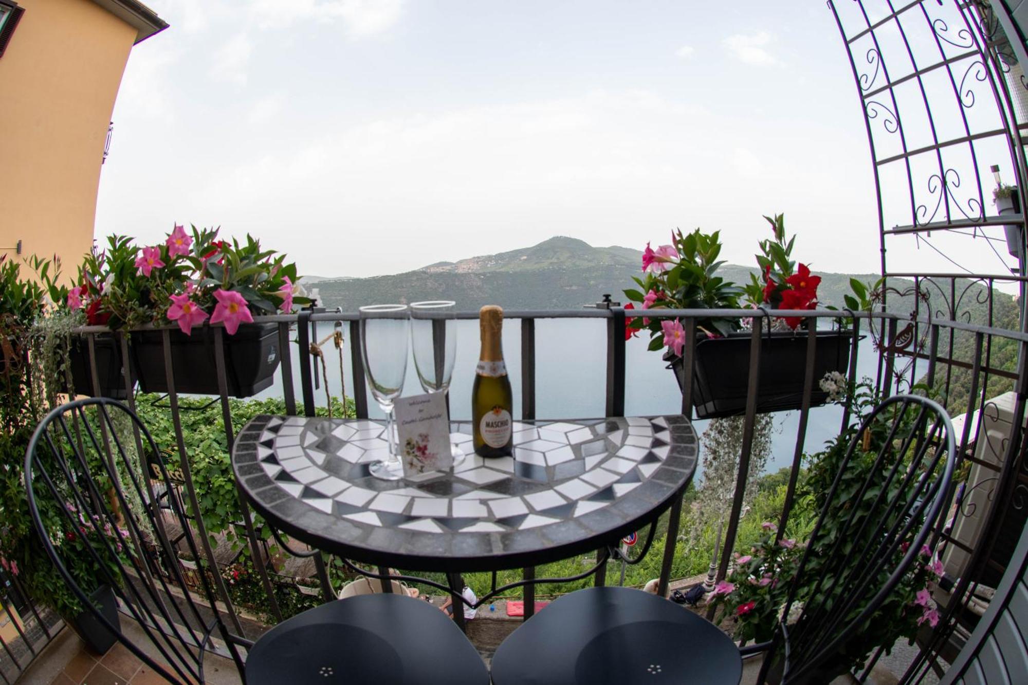 كاستل غاندولفو B&B Carpe Diem Vista Lago المظهر الخارجي الصورة